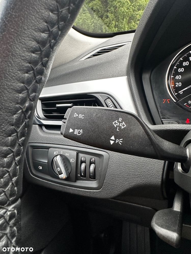 BMW X1 xDrive18d Sport Line - 28