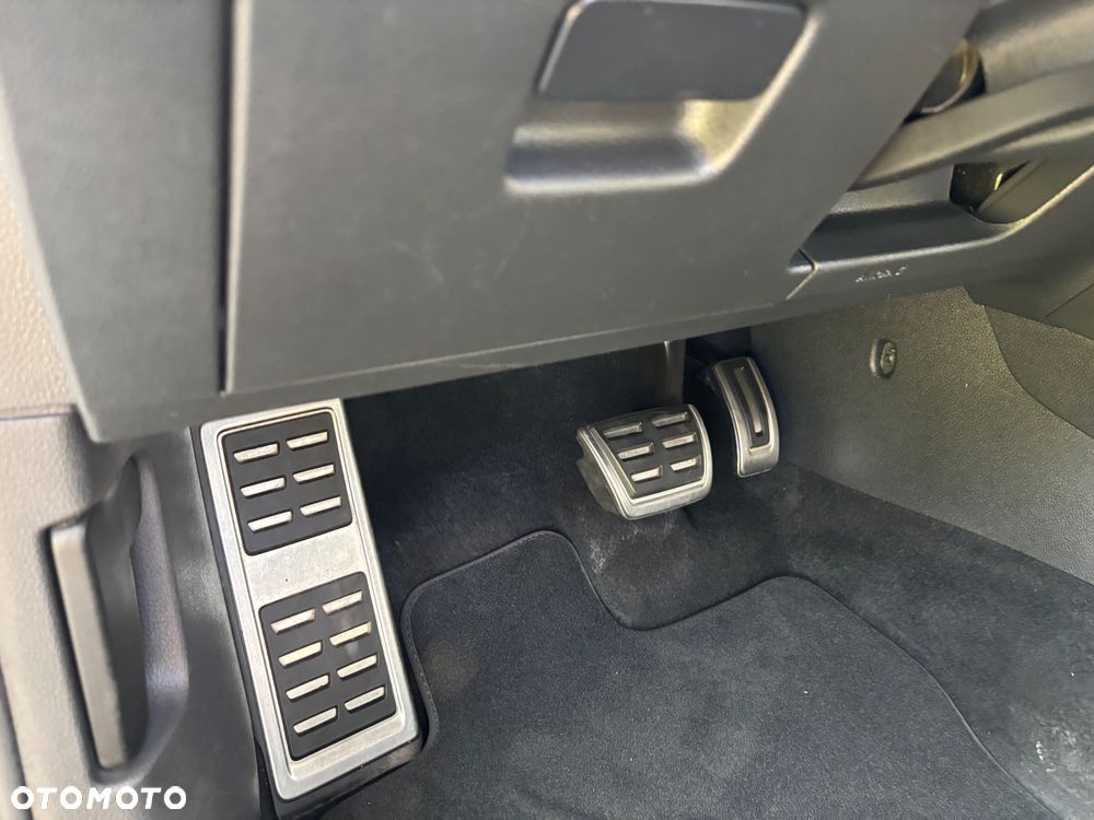 Volkswagen Golf 2.0 TDI BMT GTD DSG - 27