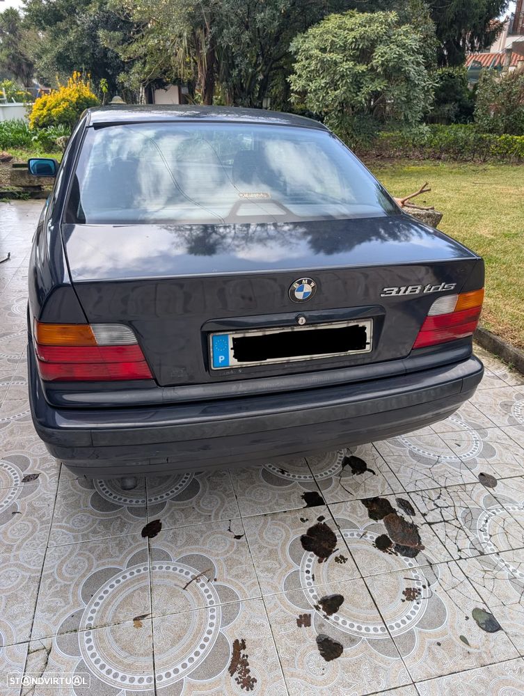 BMW 318 tds - 3
