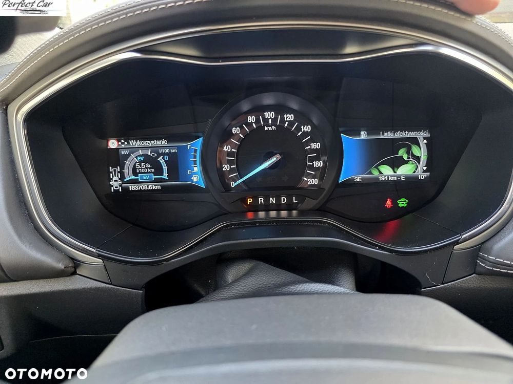 Ford Mondeo 2.0 Hybrid Vignale Plus - 25