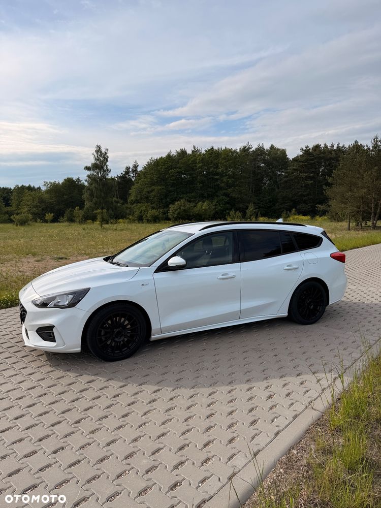 Ford Focus 1.5 EcoBlue STart-Stopp-System ST-LINE - 4