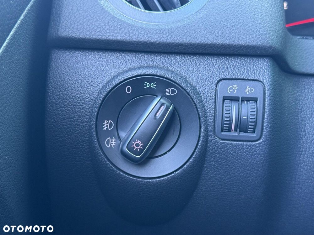 Volkswagen Tiguan - 24