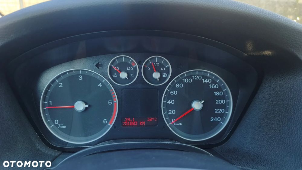 Ford Focus 1.6 TDCi Ambiente - 15