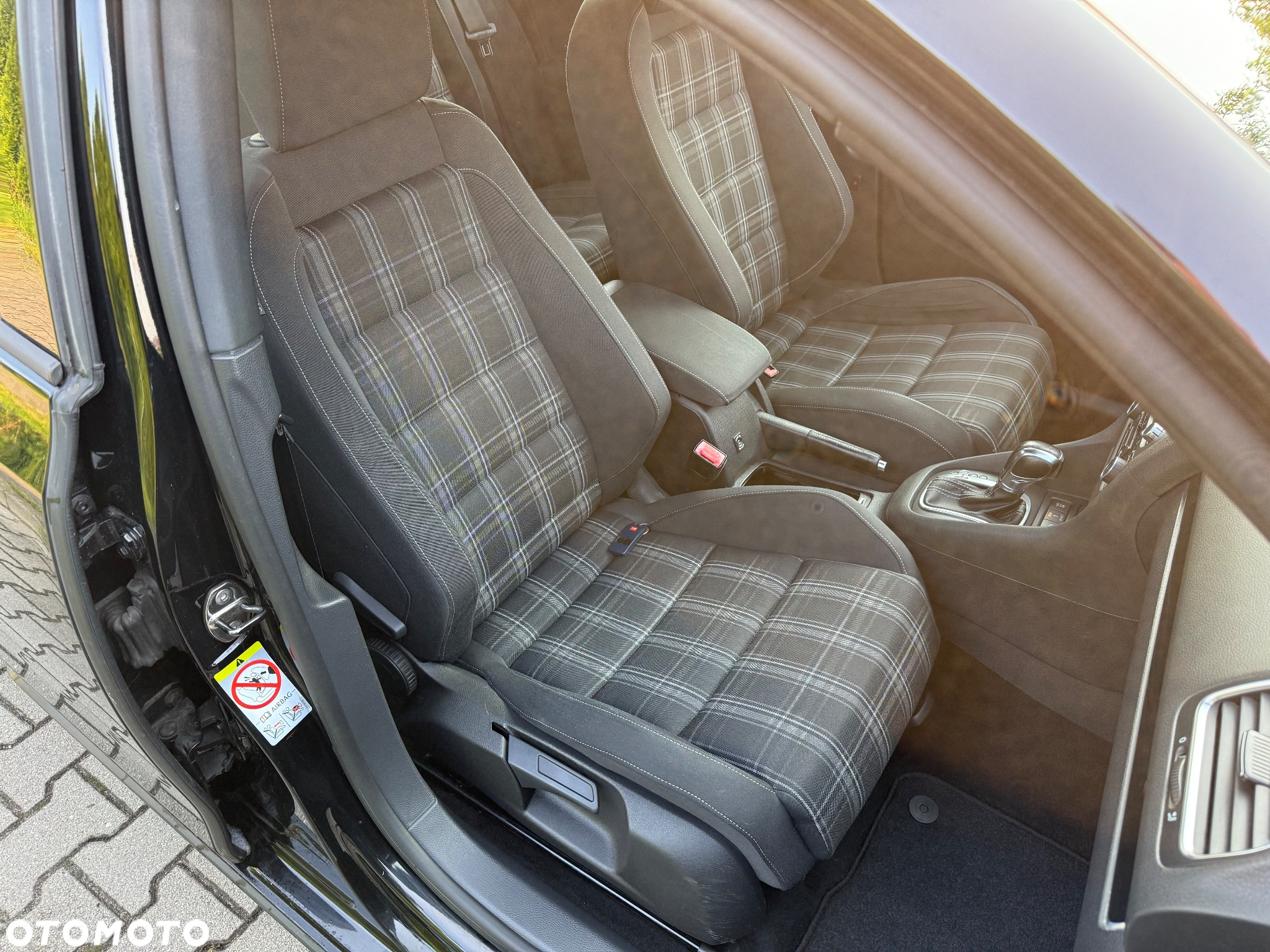 Volkswagen Golf VI 2.0 TDI GTD DSG - 11