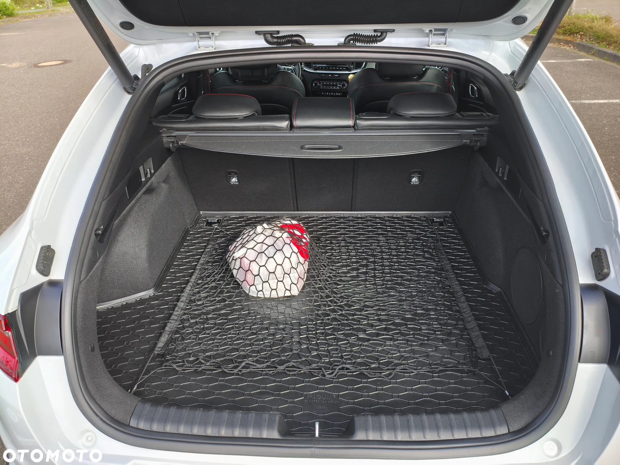 Kia ProCeed 1.6 T-GDI GT DCT - 16