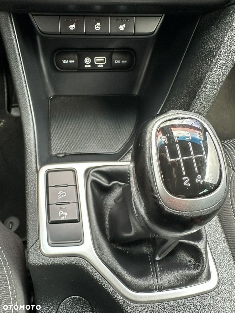 Kia Sportage 1.6 GDI 2WD DREAM-TEAM EDITION - 28