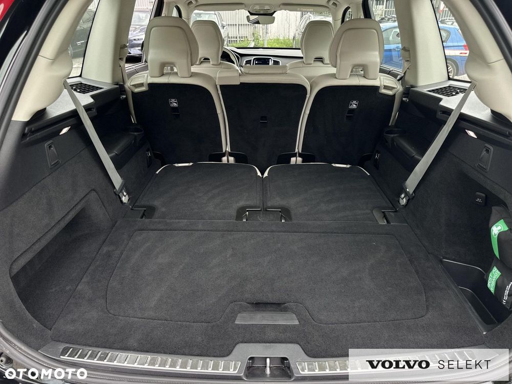 Volvo XC 90 - 16