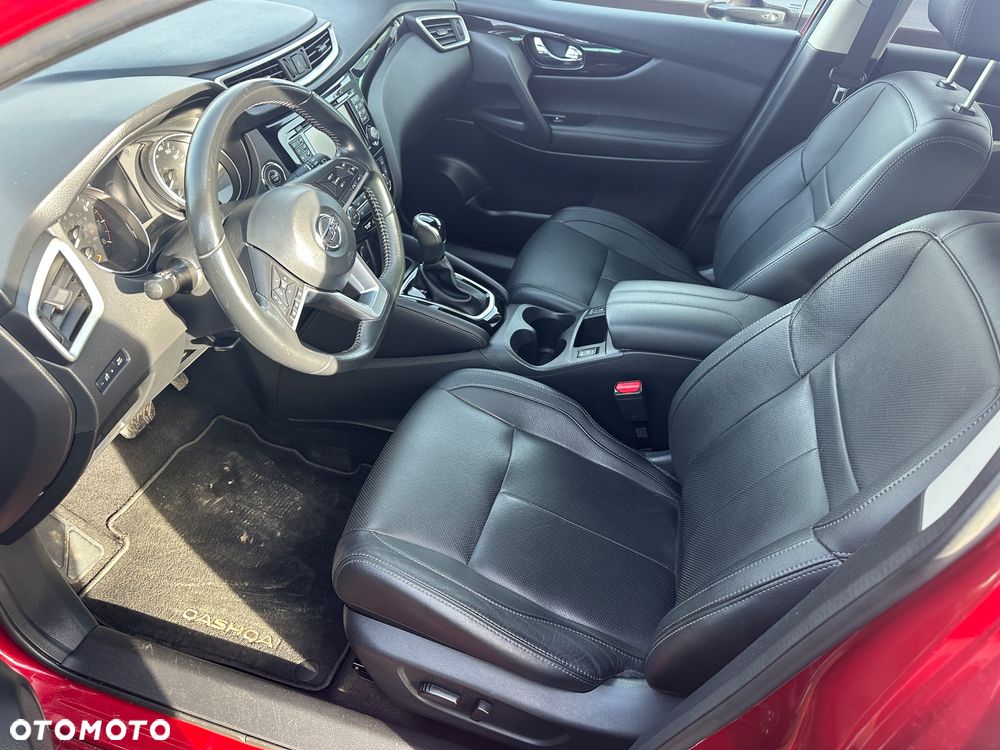 Nissan Qashqai 1.2 DIG-T Xtronic TEKNA+ - 25