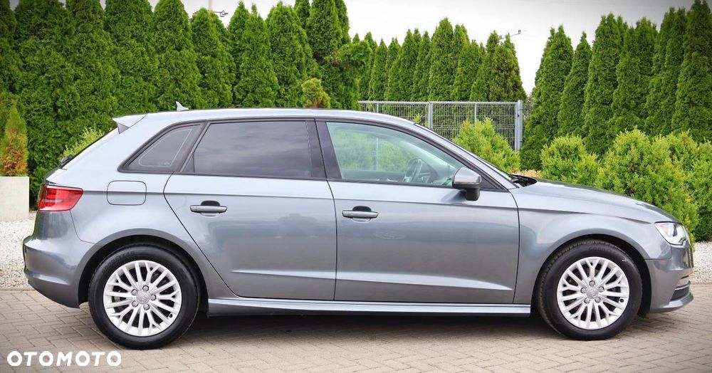 Audi A3 Sportback - 4