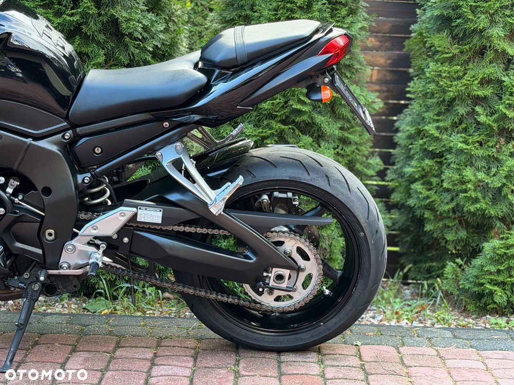 Yamaha FZ - 20