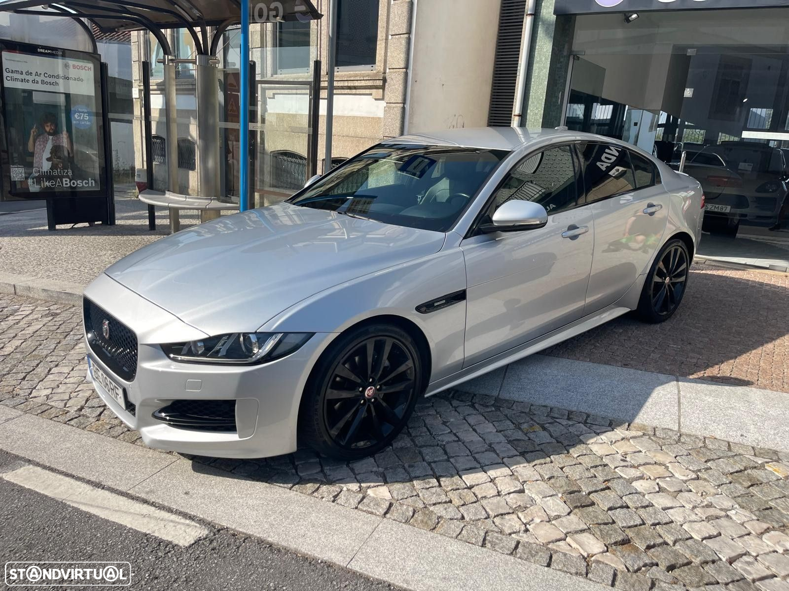 Jaguar XE 2.0 D R-Sport Aut. - 9