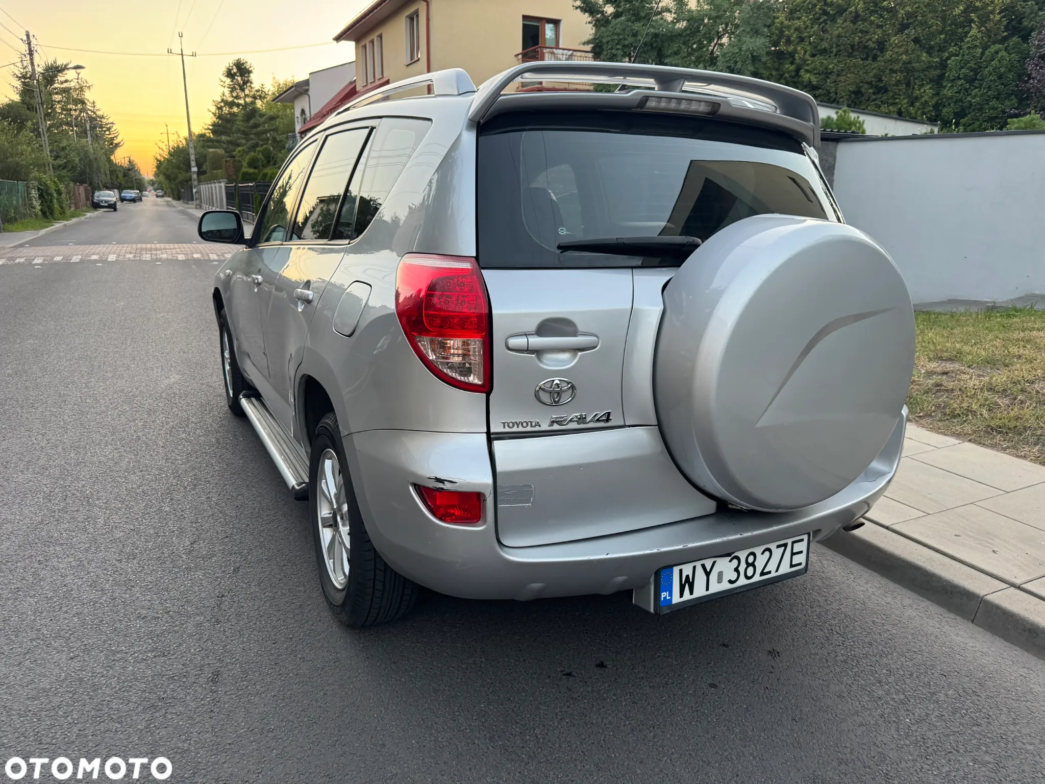 Toyota RAV4 2.0 VVT-i Sol - 12