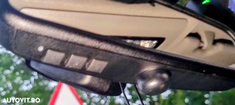 BMW Seria 5 520d - 27