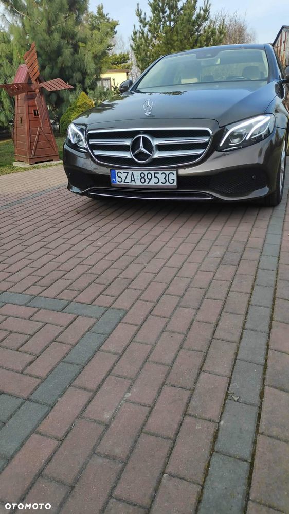 Mercedes-Benz Klasa E - 1