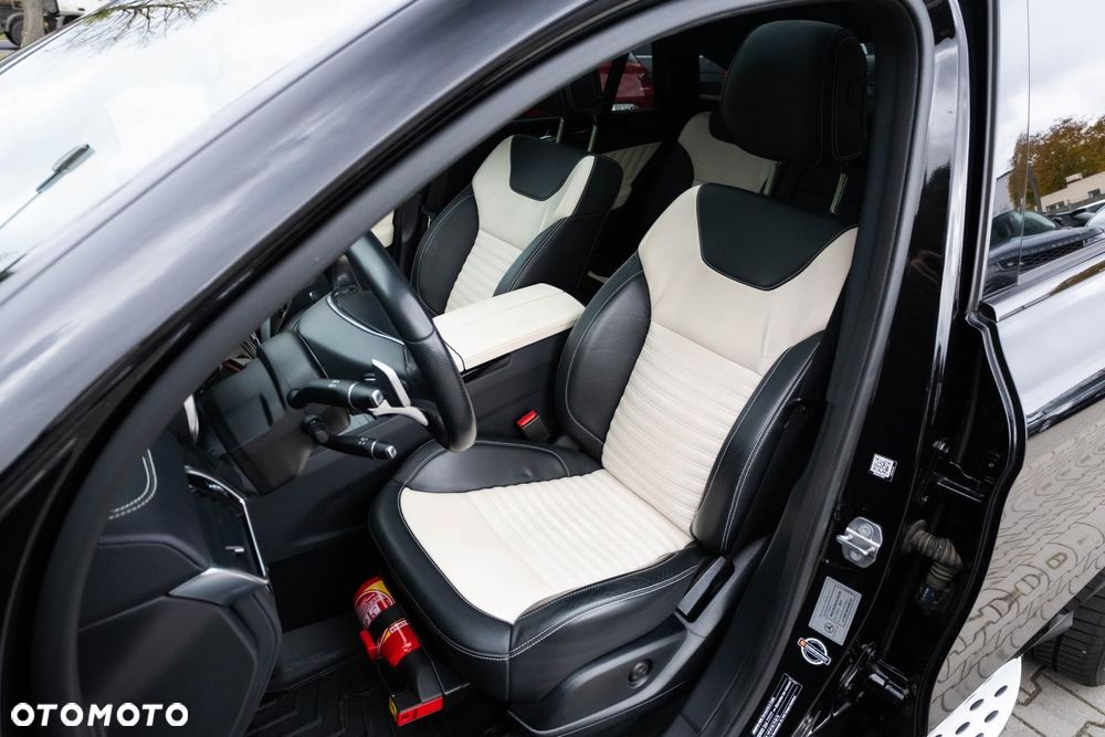 Mercedes-Benz GLE - 11