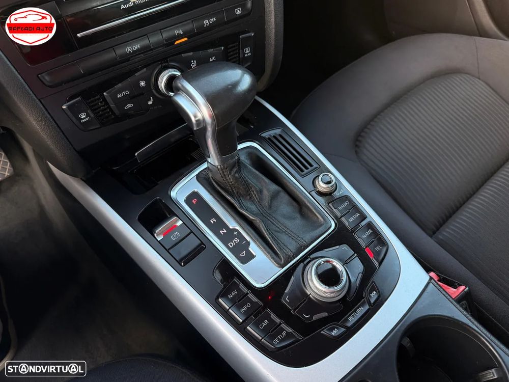 Audi A4 2.0 TDI Multitronic Business Line - 25