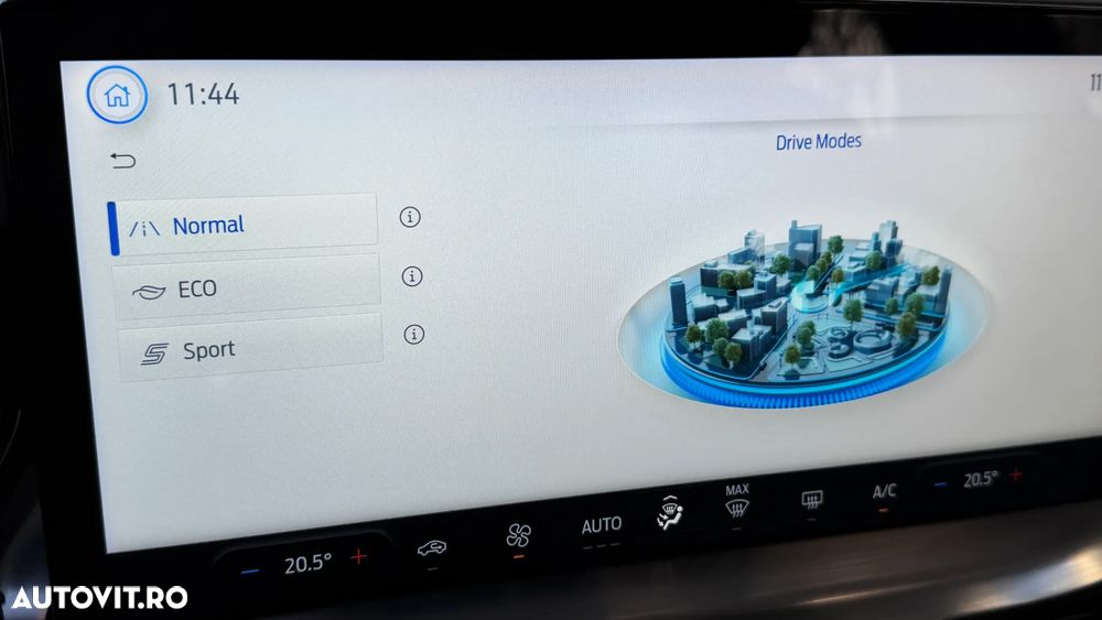 Ford Focus 1.0 EcoBoost Titanium - 22