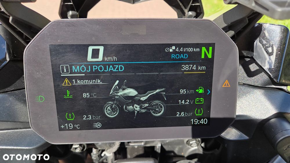 BMW XR - 19