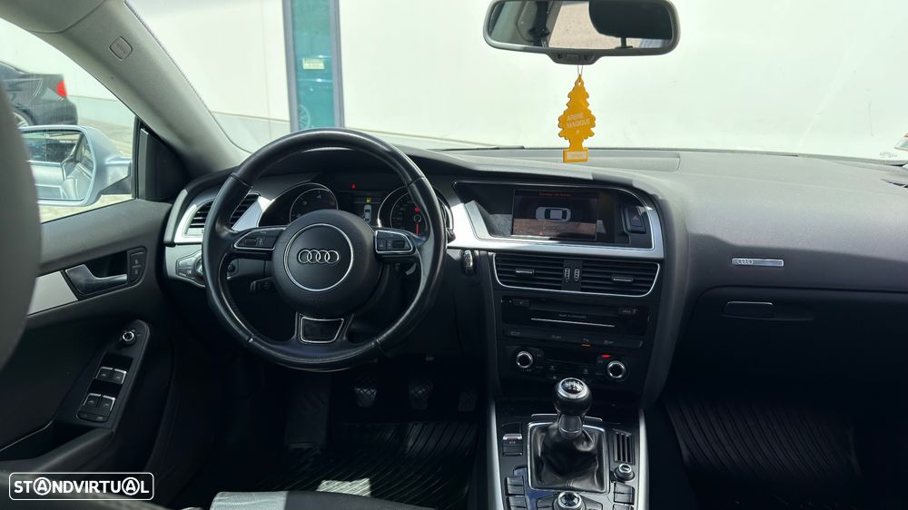 Audi A5 Sportback 2.0 TDI Business Line S-line - 24