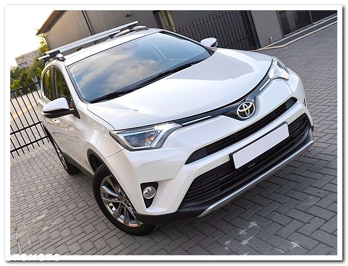 Toyota RAV4 2.0 D-4D 4x2 Start-Stop Executive - 4