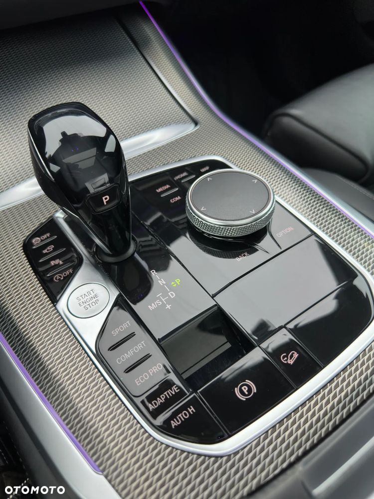 BMW X5 xDrive40i sport - 24