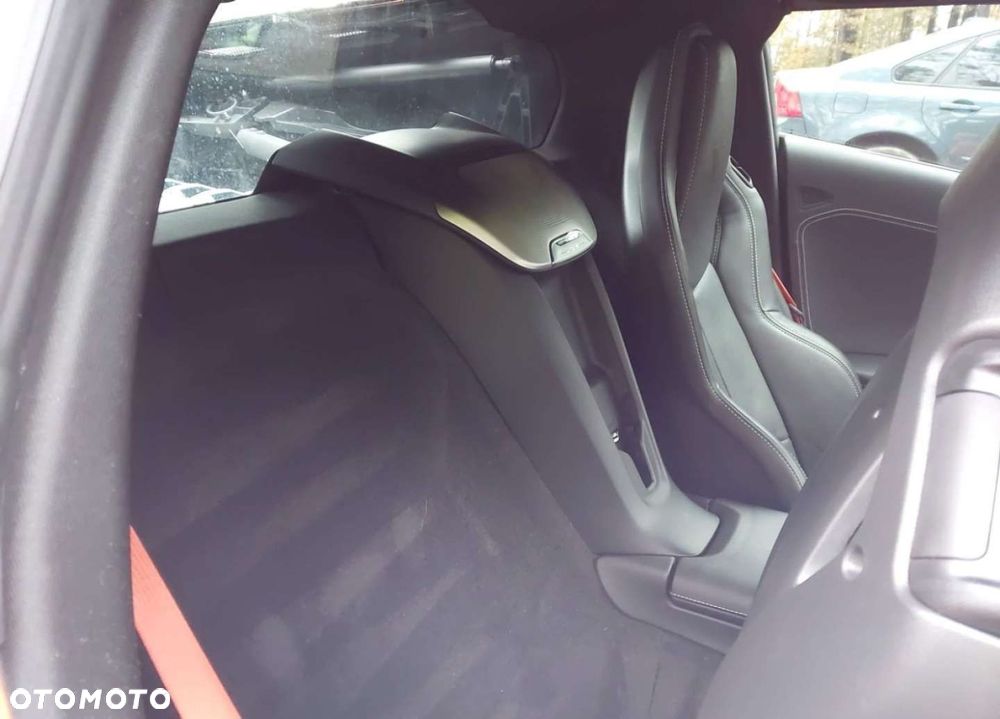 Chevrolet Corvette - 10