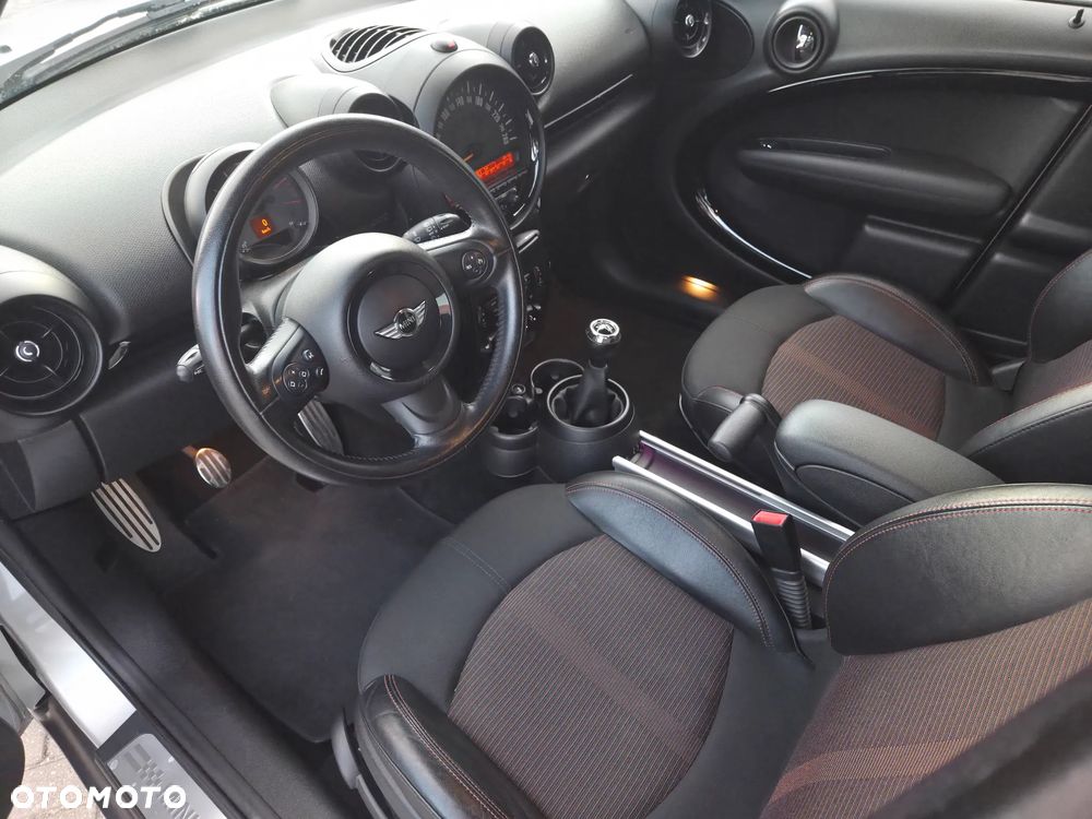 MINI Countryman Cooper SD ALL4 - 23