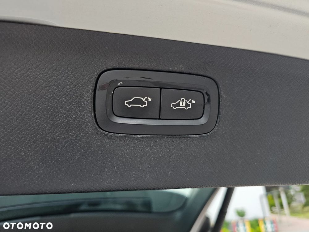 Volvo XC 90 D5 AWD Geartronic Kinetic - 17