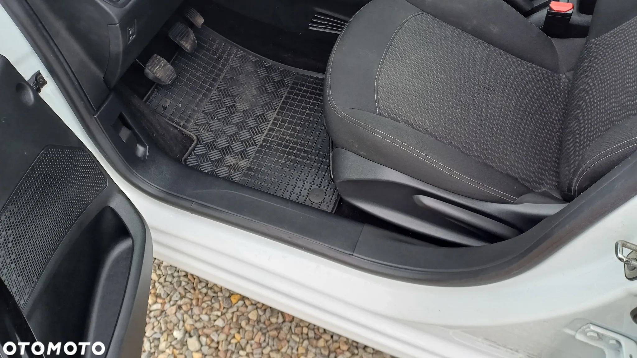 Peugeot 208 1.2 PureTech Active - 9