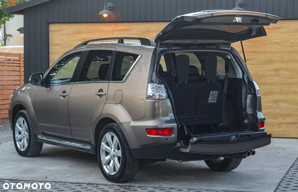 Mitsubishi Outlander 2.2 DID Intense + EU5 TC-SST - 23