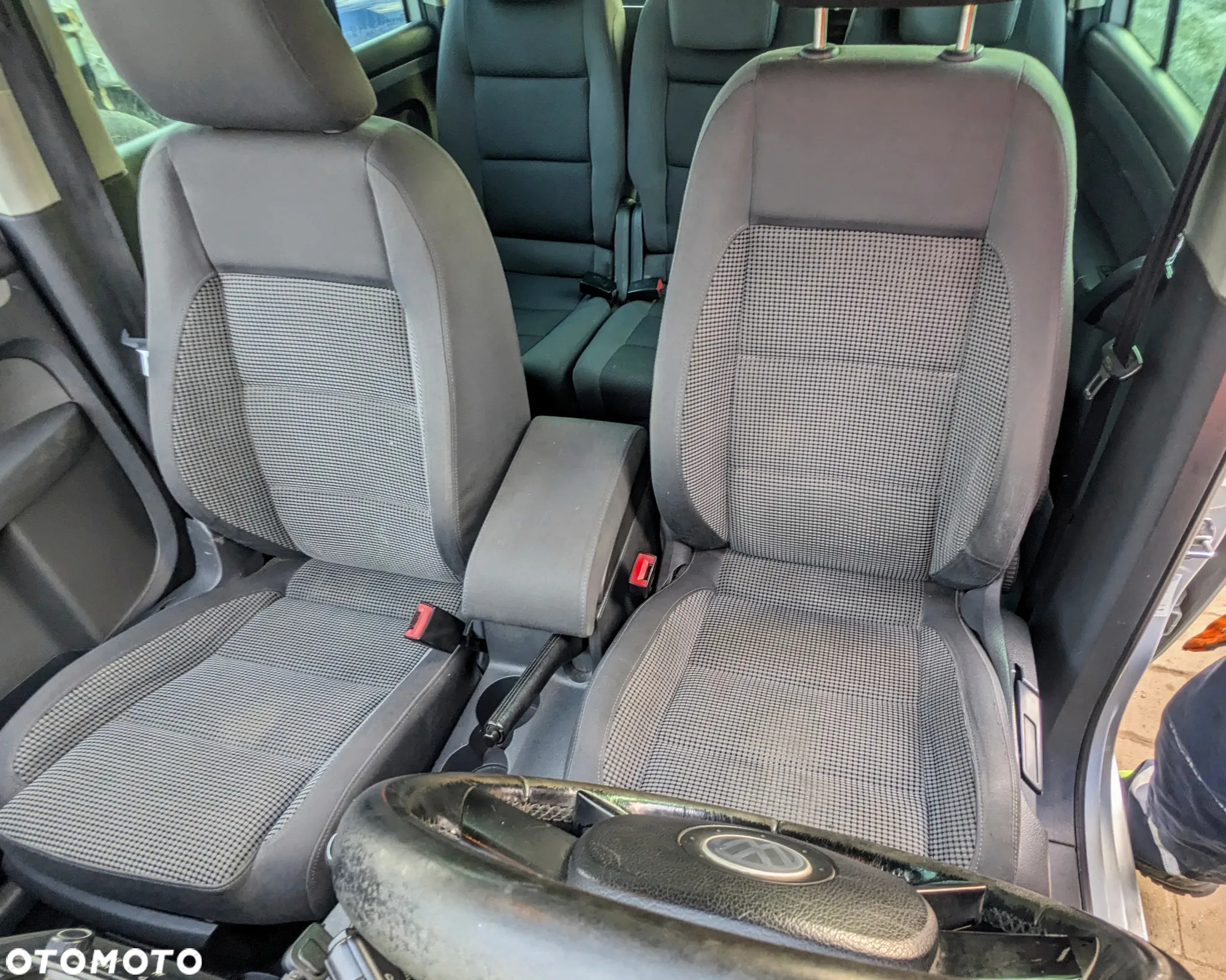 Volkswagen Touran 2.0 TDI LA7W na części - 11