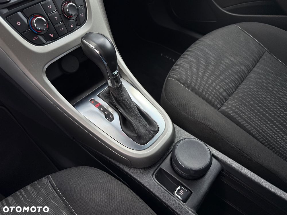 Opel Astra - 16
