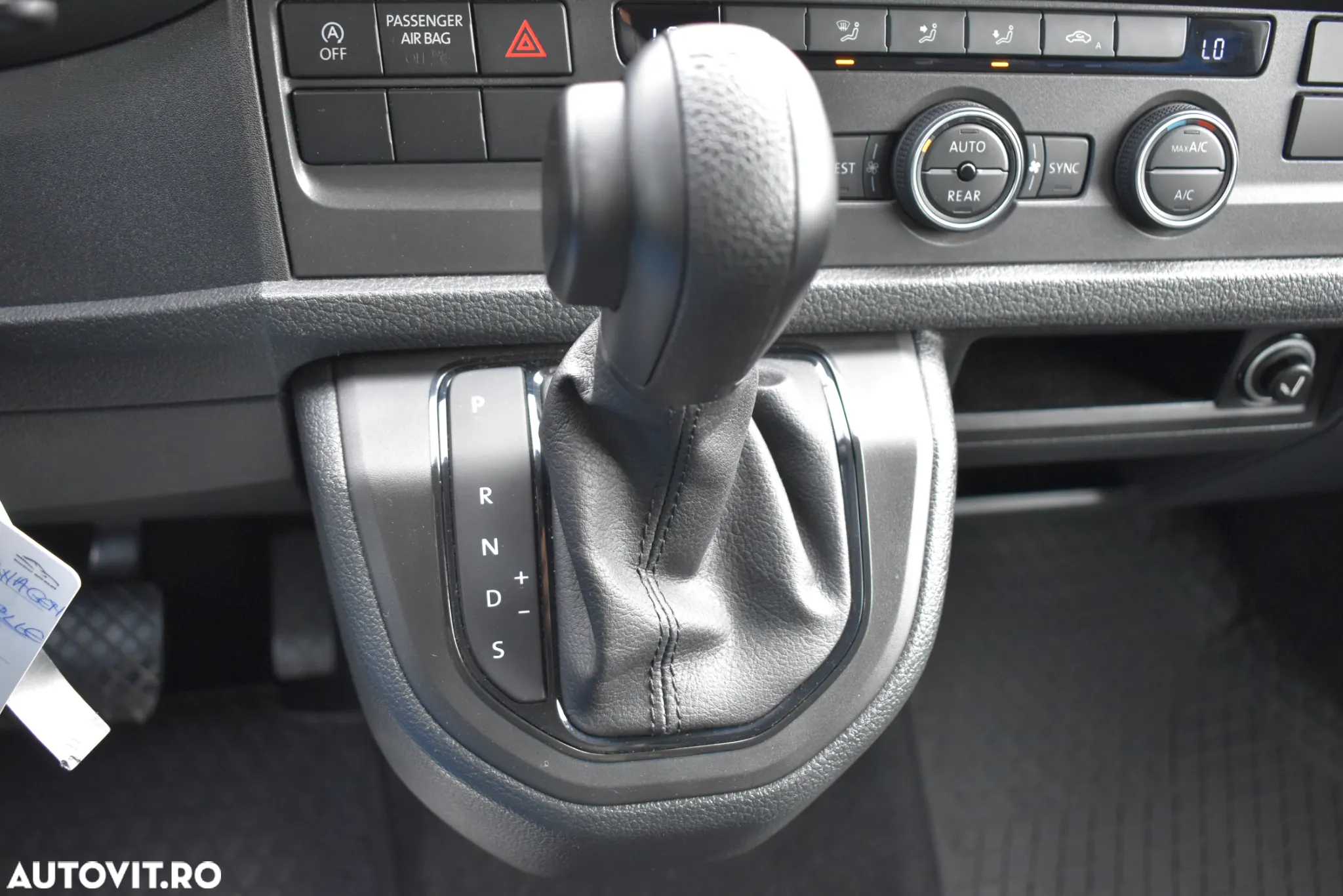 Volkswagen Caravelle T6 2.0 TDI LR Comfortline DSG - 31