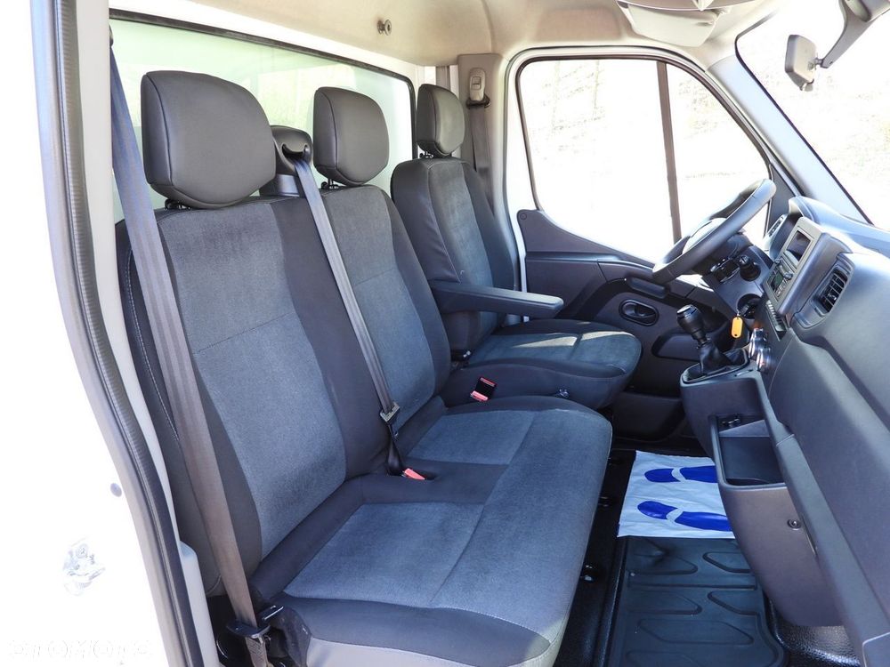 Renault MASTER KONTENER WINDA 8 PALET TEMPOMAT LEDY KLIMATYZACJA  145KM - 36