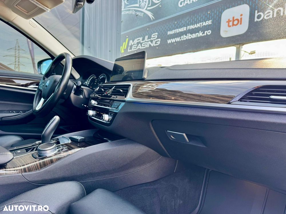 BMW Seria 5 520d xDrive Aut. Luxury Line - 15