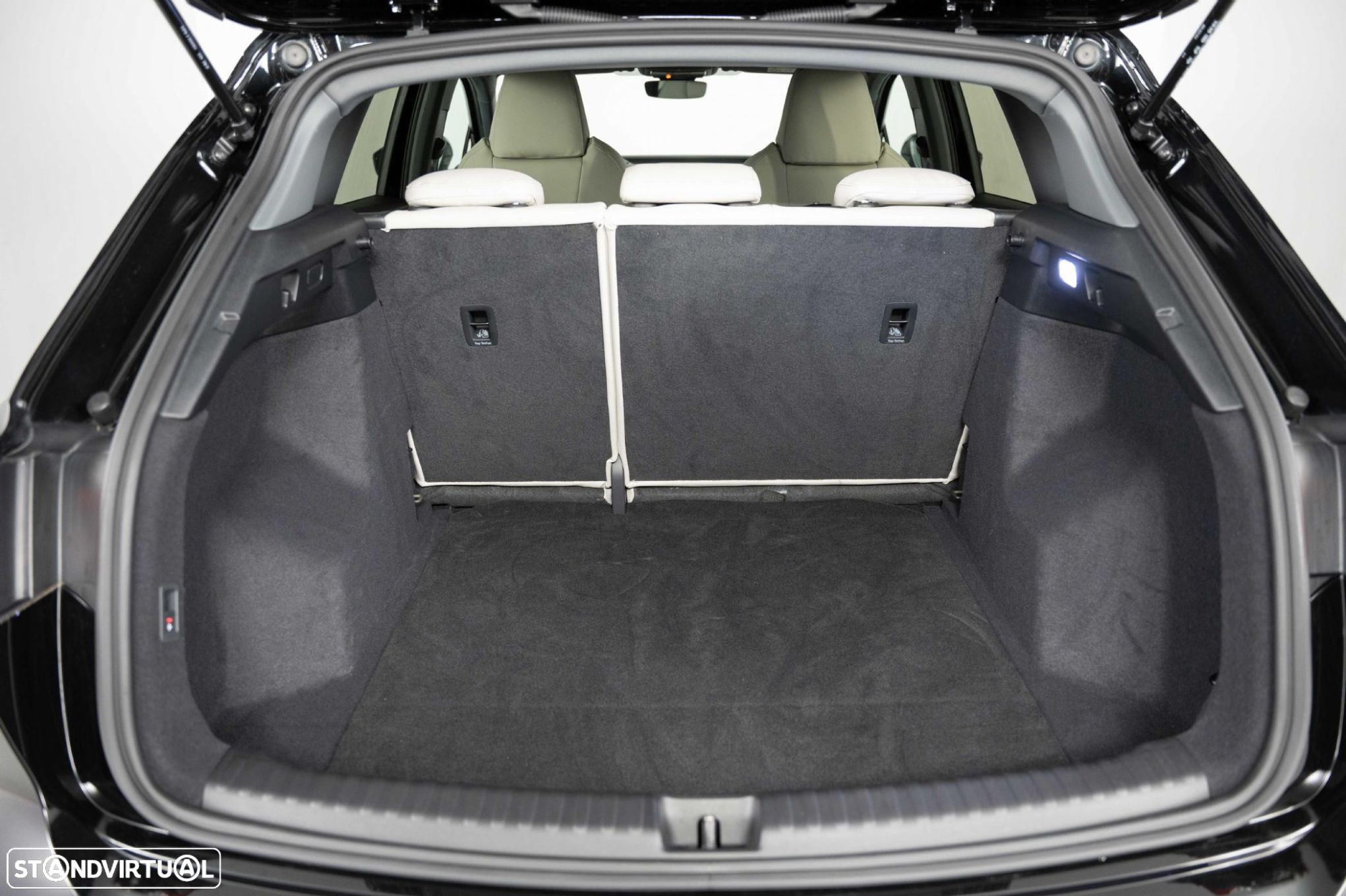 Audi Q4 e-tron 40 82 kWH - 13