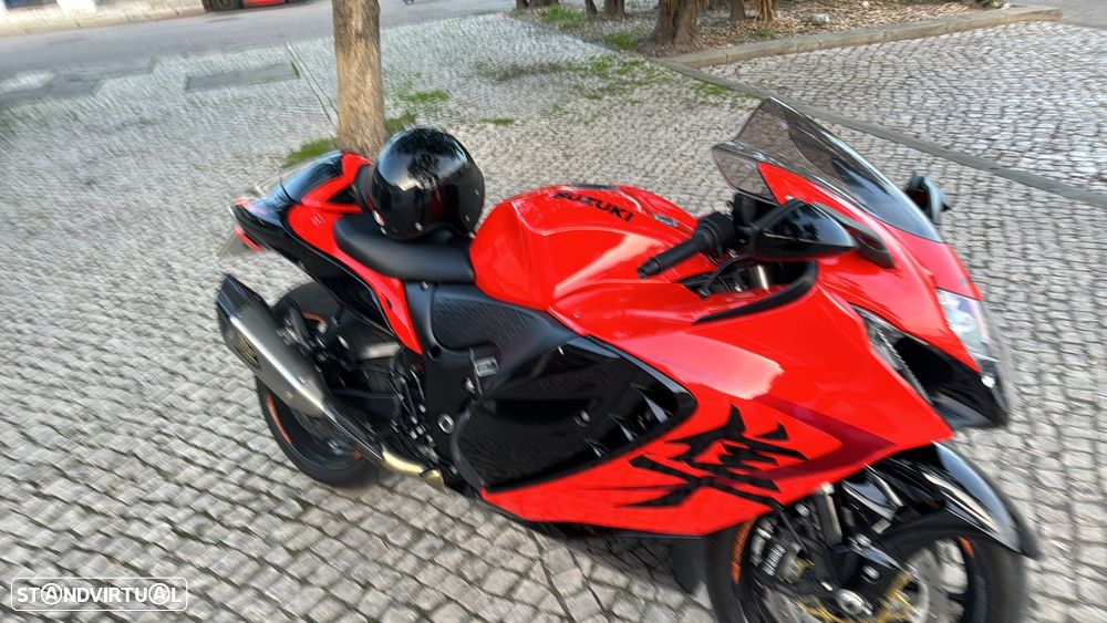 Suzuki Hayabusa 25 anos - 9