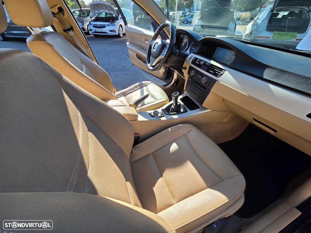 BMW 320 d Navigation - 25