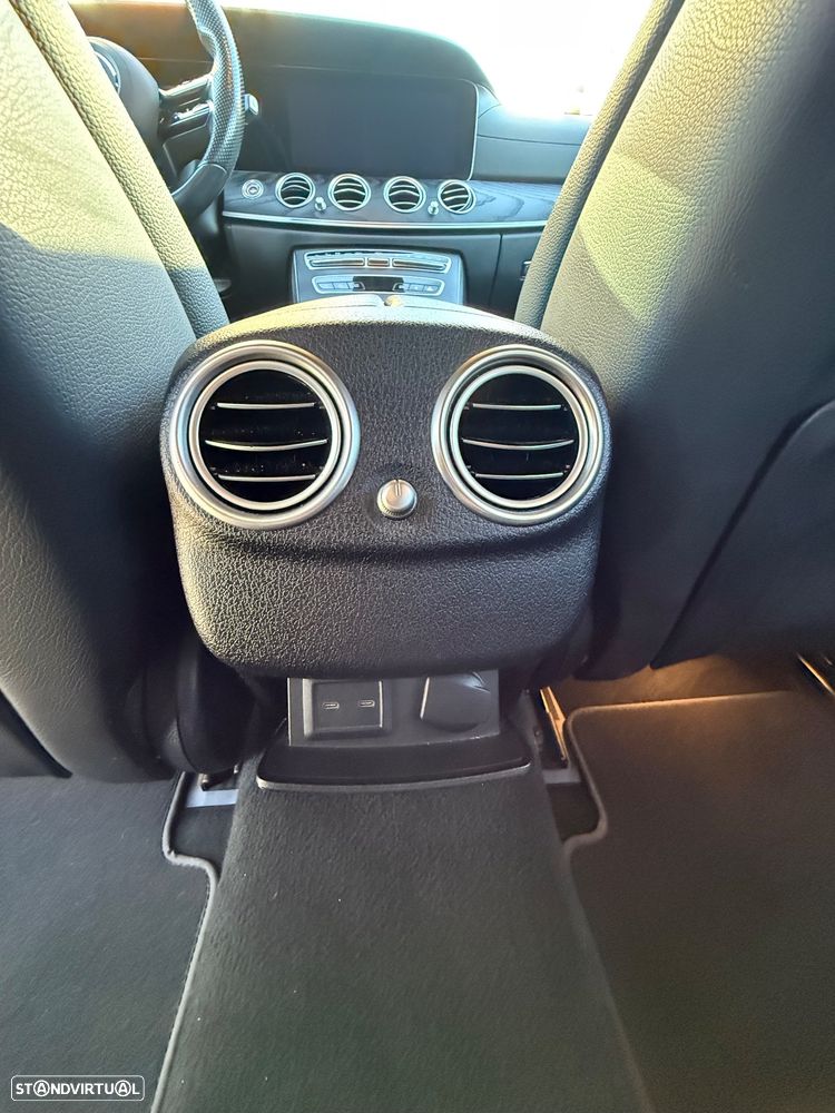 Mercedes-Benz E 300 de AMG Line - 39