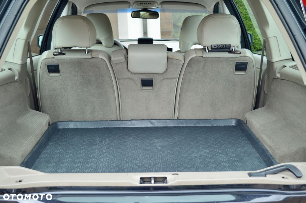 Volvo XC 90 2.4 D5 - 18