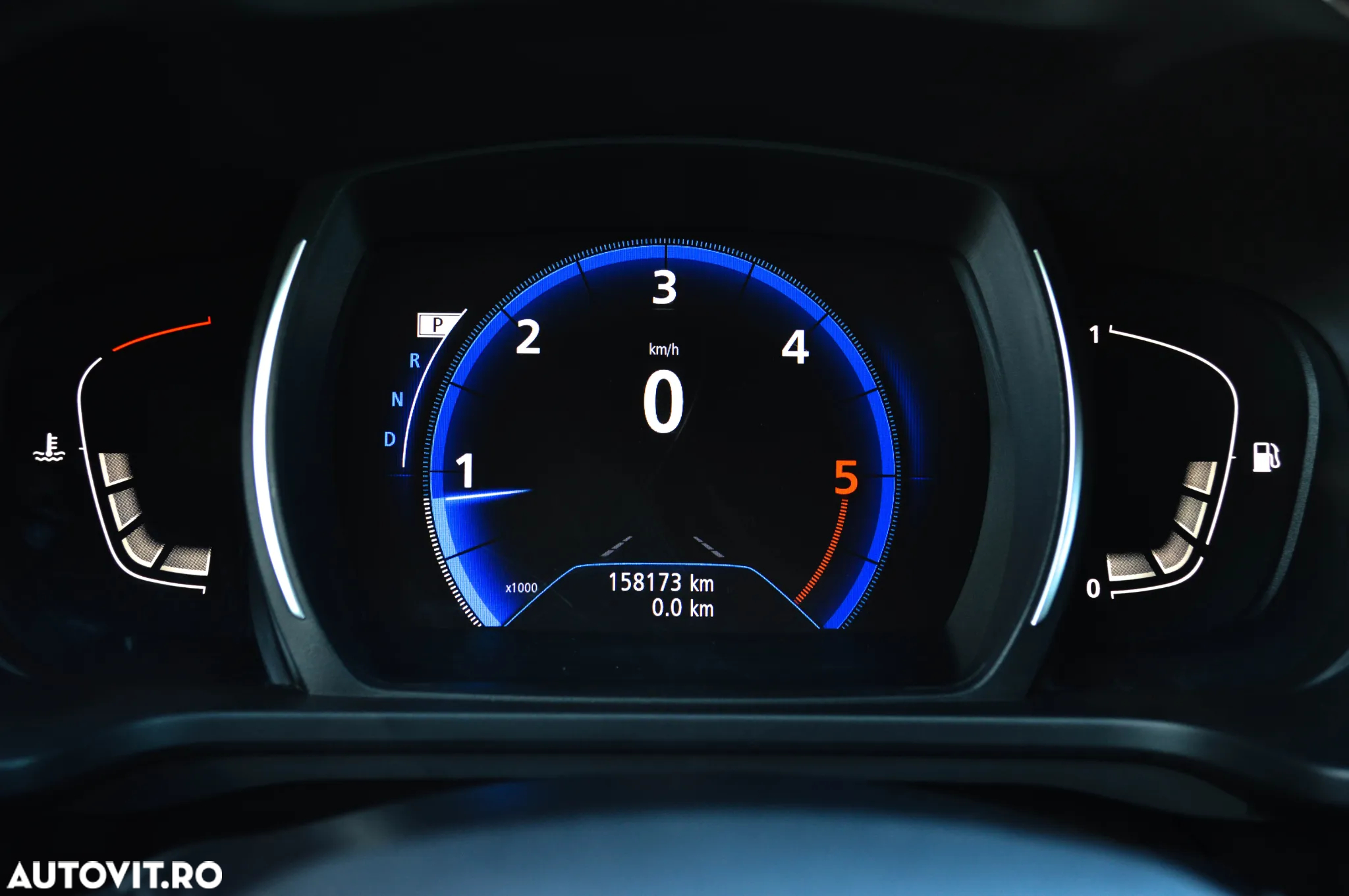 Renault Kadjar 1.6 DCI CVT Intens - 29