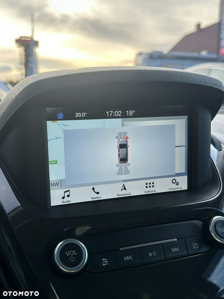 Ford Tourneo Courier - 16