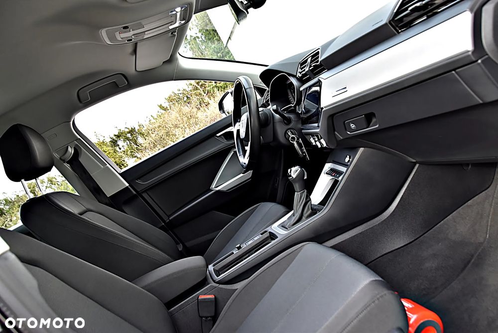 Audi Q3 35 TFSI S tronic - 23