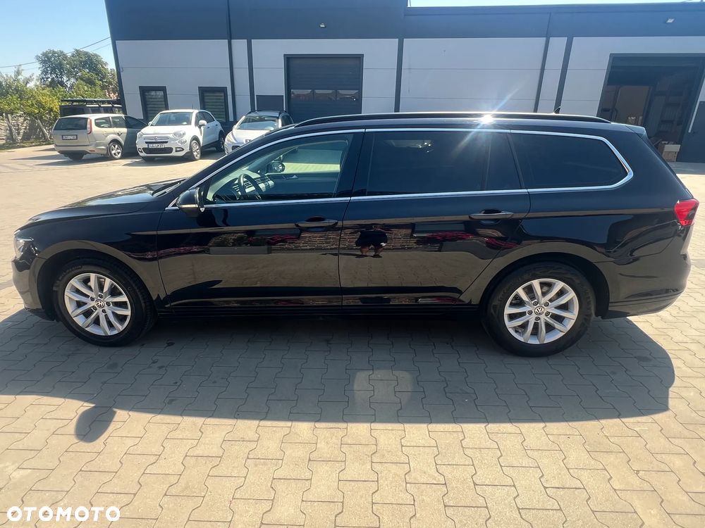 Volkswagen Passat 2.0 TDI SCR Business - 8