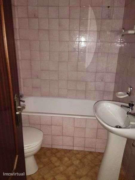 Apartamento T1 no R/Chão com Garagem em Vila do Conde - Grande imagem: 4/8