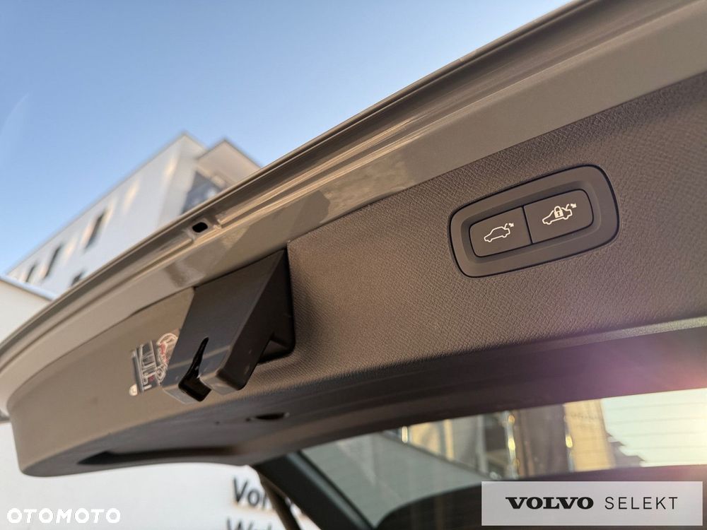 Volvo XC 90 - 33