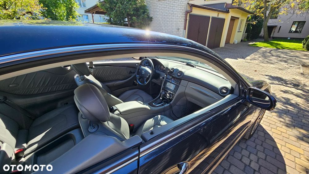 Mercedes-Benz CLK Coupe 350 7G-TRONIC Elegance - 16