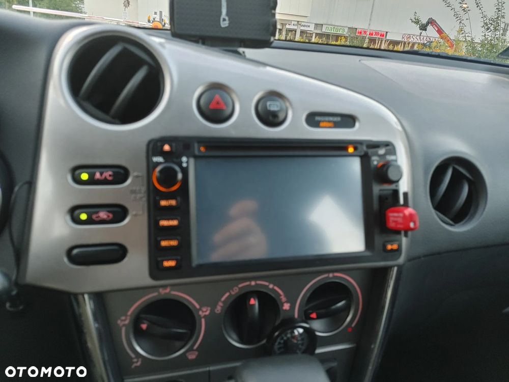 Pontiac Vibe - 8