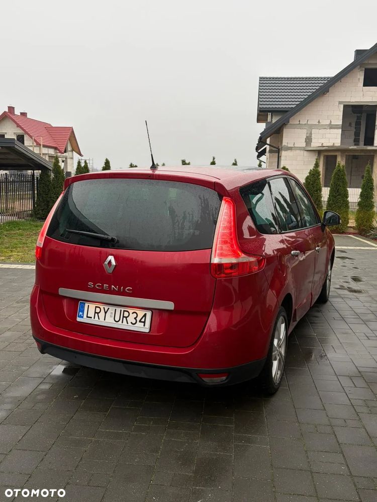 Renault Scenic 1.6 16V 110 Authentique - 4