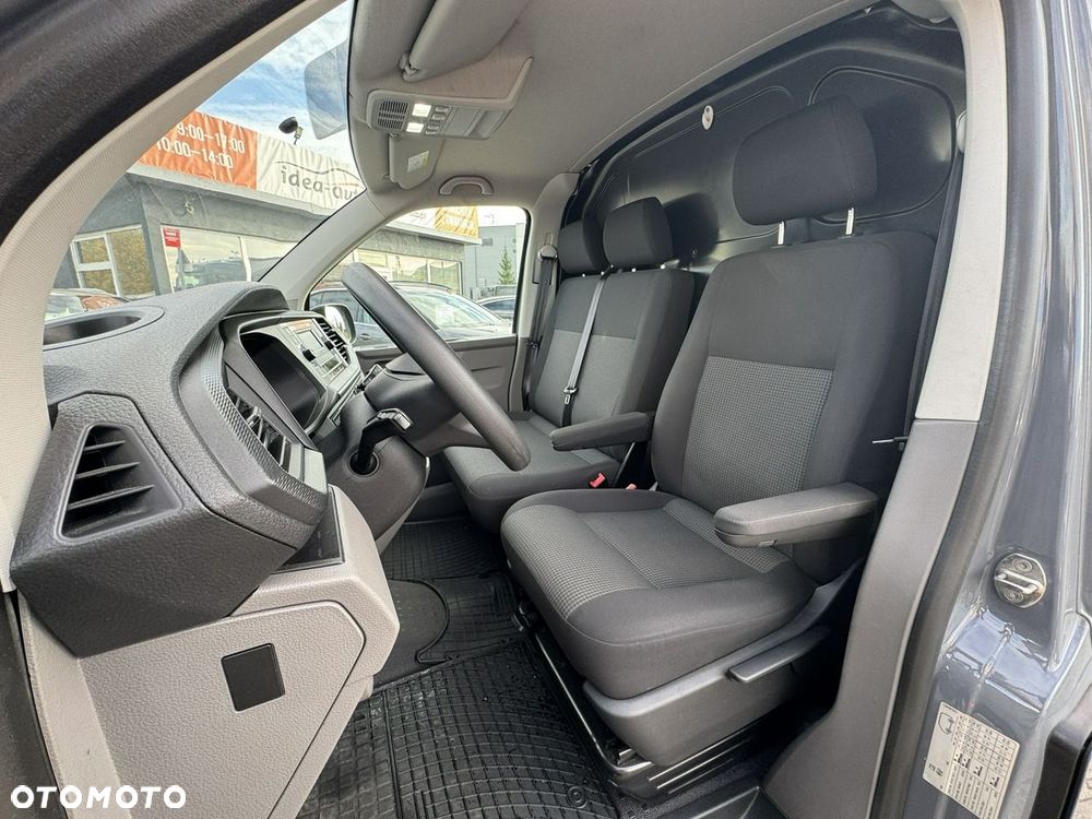 Volkswagen Transporter - 21